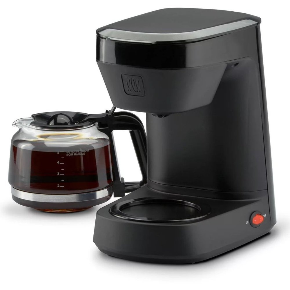 Toastmaster 5-Cup Coffee Maker - Picture 2 of 7